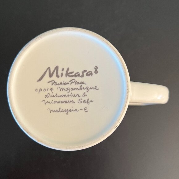 Set of 4 Vintage MIKASA Fashion Plate MOZAMBIQUE Pattern Tribal Art Ceramic Mugs - Picture 12 of 13